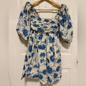 Abercrombie & Fitch 🪻